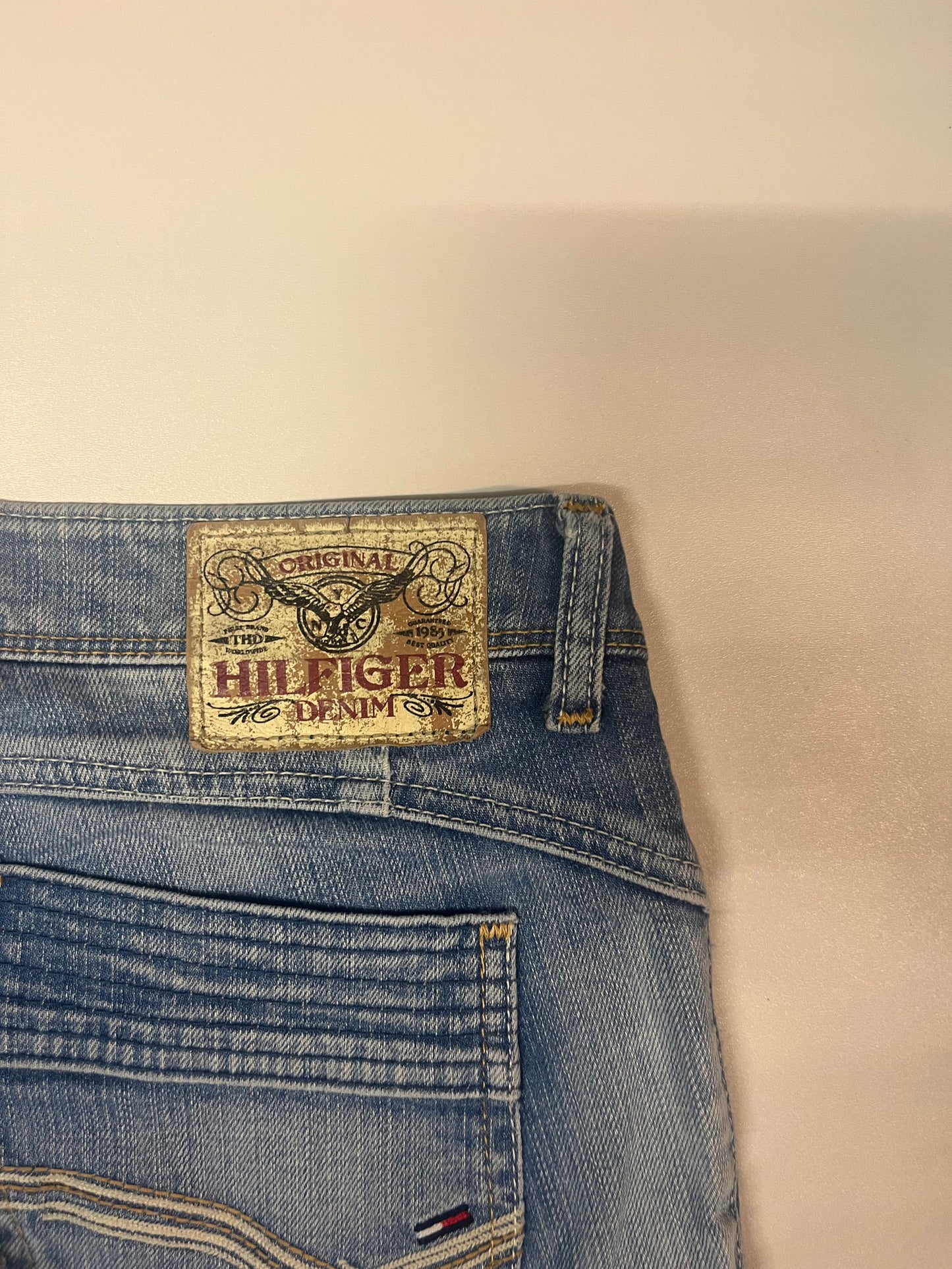 Vintage Tommy Hilfiger Jeans 30/34 fit L 3942