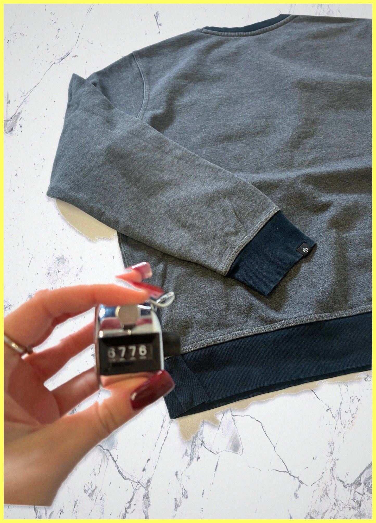 Vintage Nike Sweatshirt L fit M 67 76