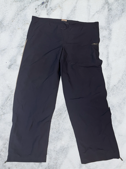 Reebok Vintage L baggy Bund kaputt 5647