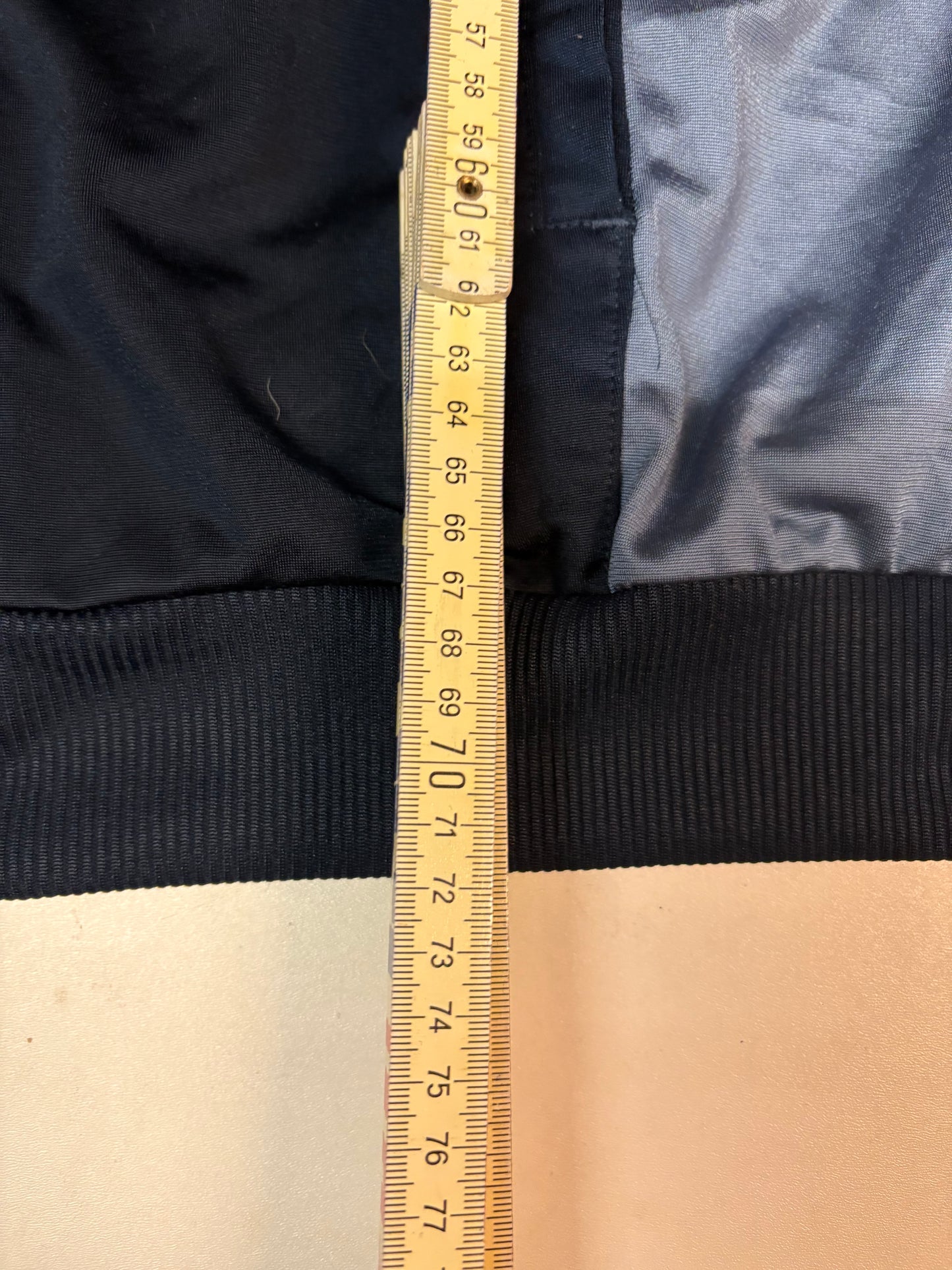 Adidas vintage Trackjacket L 5828