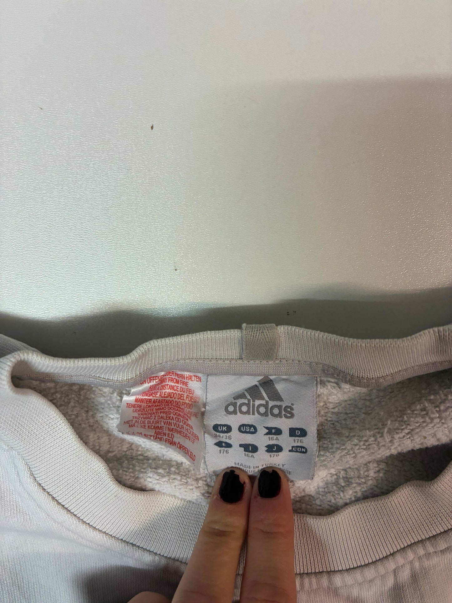 Vintage Adidas Sweatshirt M 6028