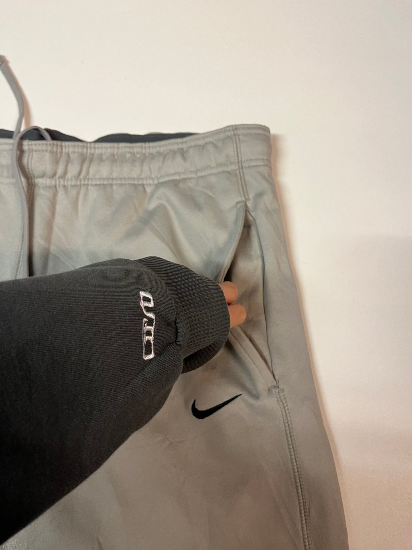 Nike Vintage Trackpants l gefüttert baggy 5470