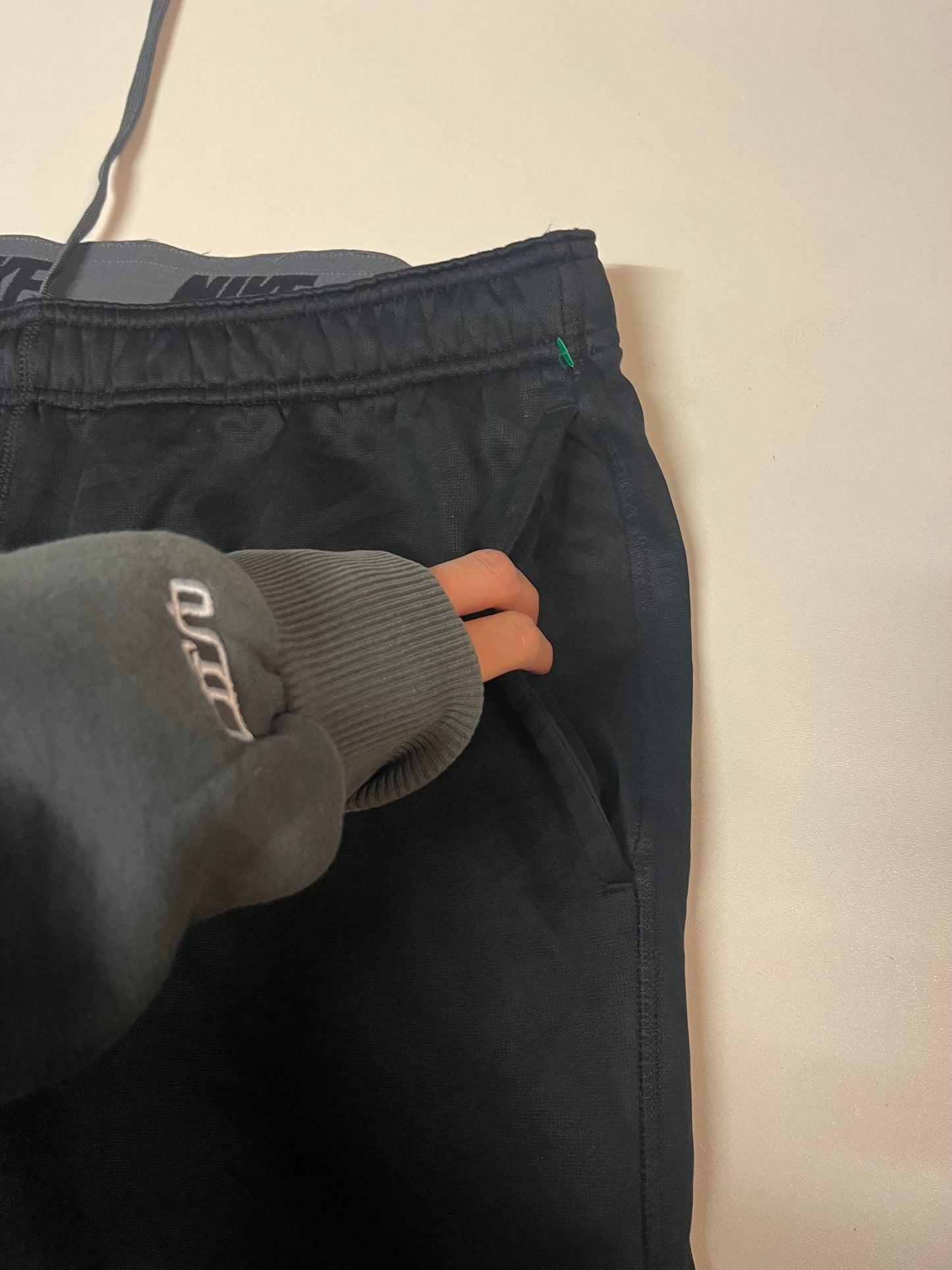 Nike Vintage Trackpants M baggy gefüttert 5468
