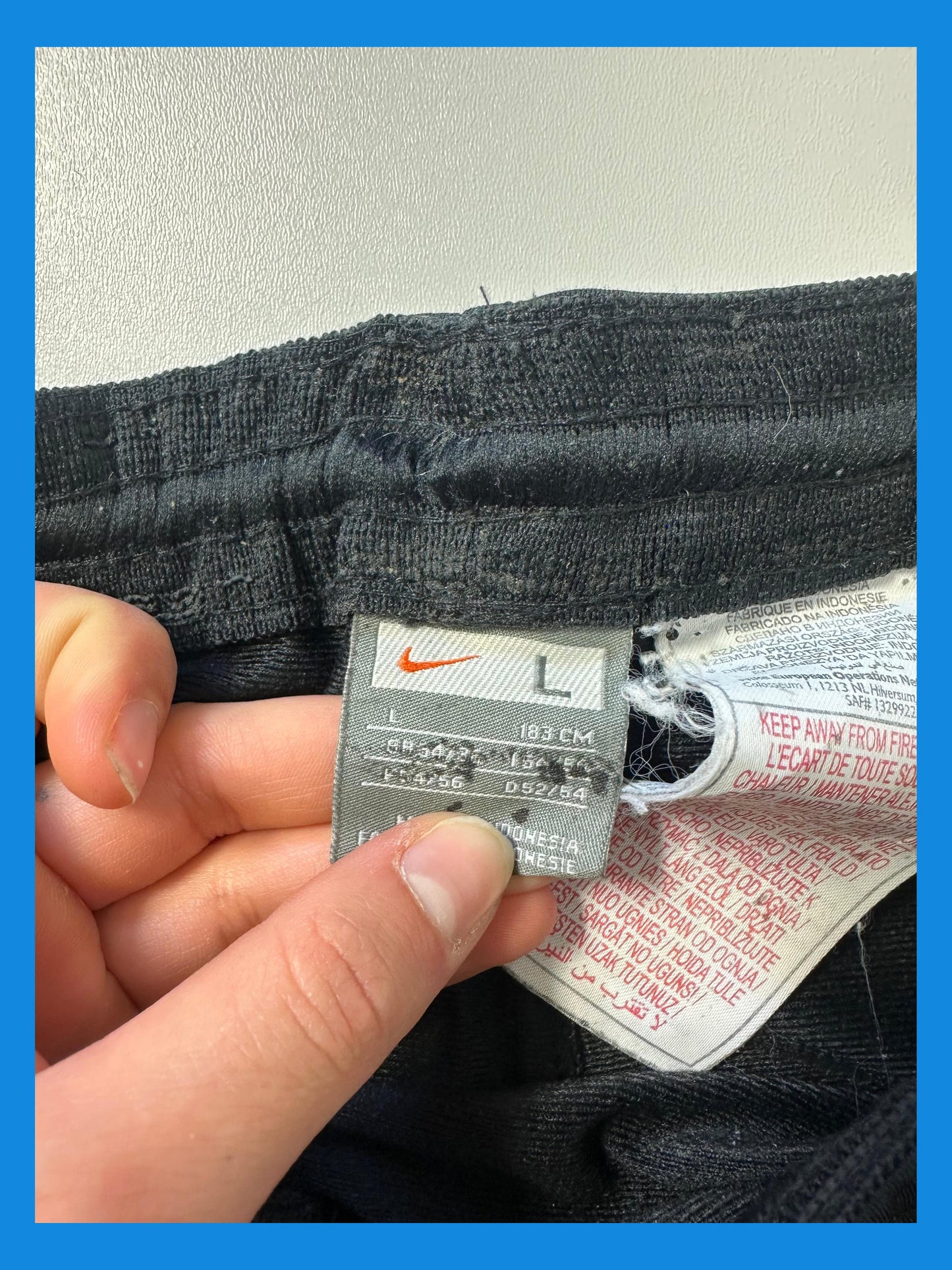 Nike vintage Trackpants L ohne Seil 7251
