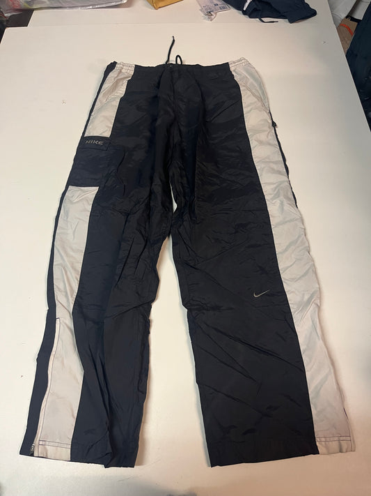 Vintage Nike Trackpants baggy L fit M 5547