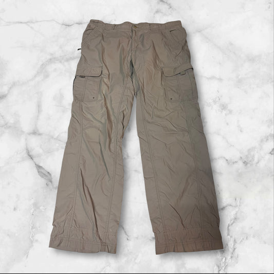 Vintage Columbia Cargo Hose L 4024