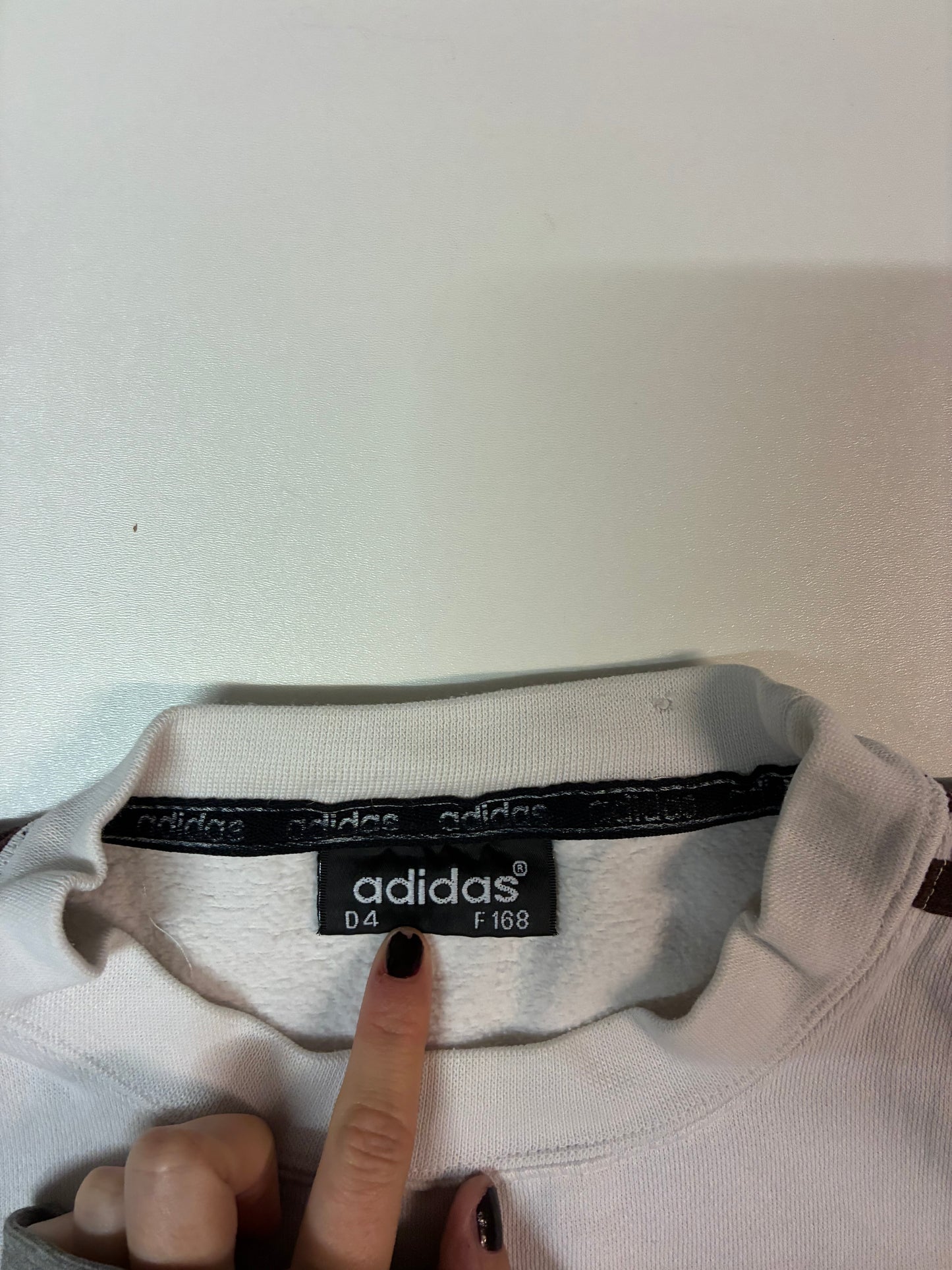 Vintage Adidas Sweatshirt S 6029