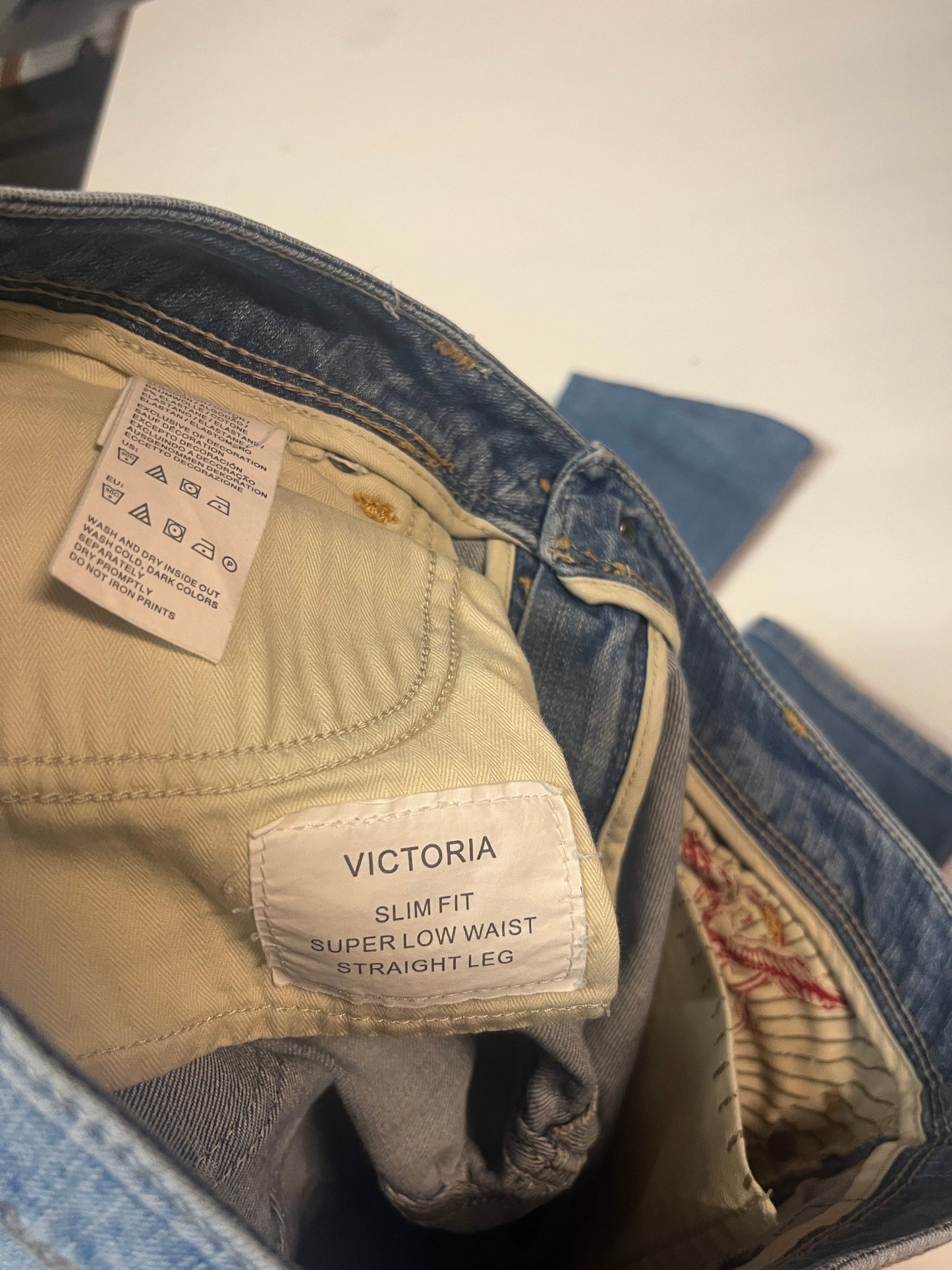 Vintage Tommy Hilfiger Jeans 30/34 fit L 3942