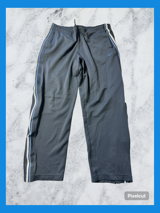 Nike vintage Trackpants L 7256