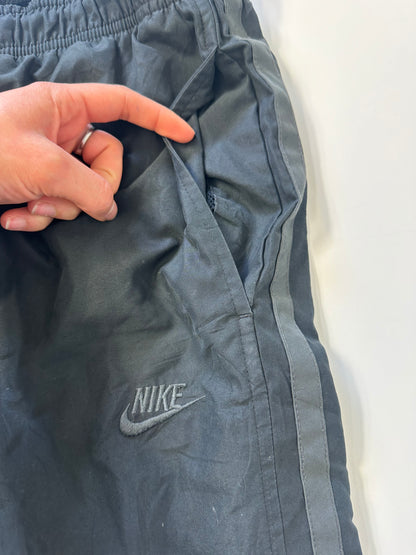 Nike vintage Trackpants Xl fit L 7222
