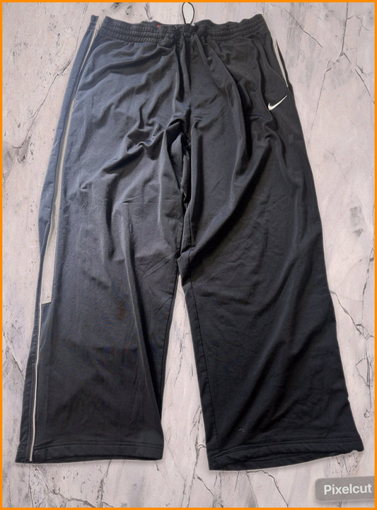 Nike vintage Trackpants XL Baggy 7-2-4-3