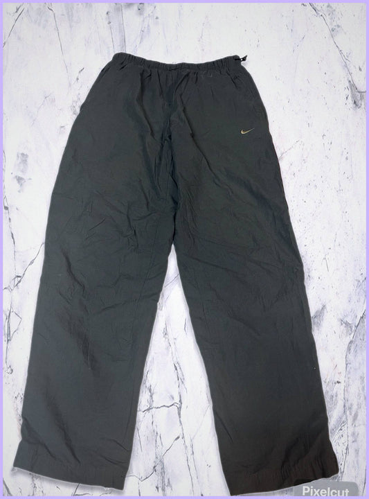 Vintage Nike Trackpants M fit L 5-5-7-3