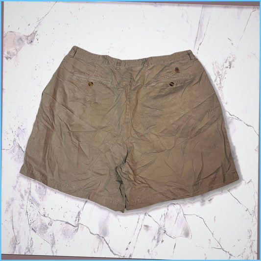 Vintage Tommy Hilfiger Shorts 38 3-6-8-6