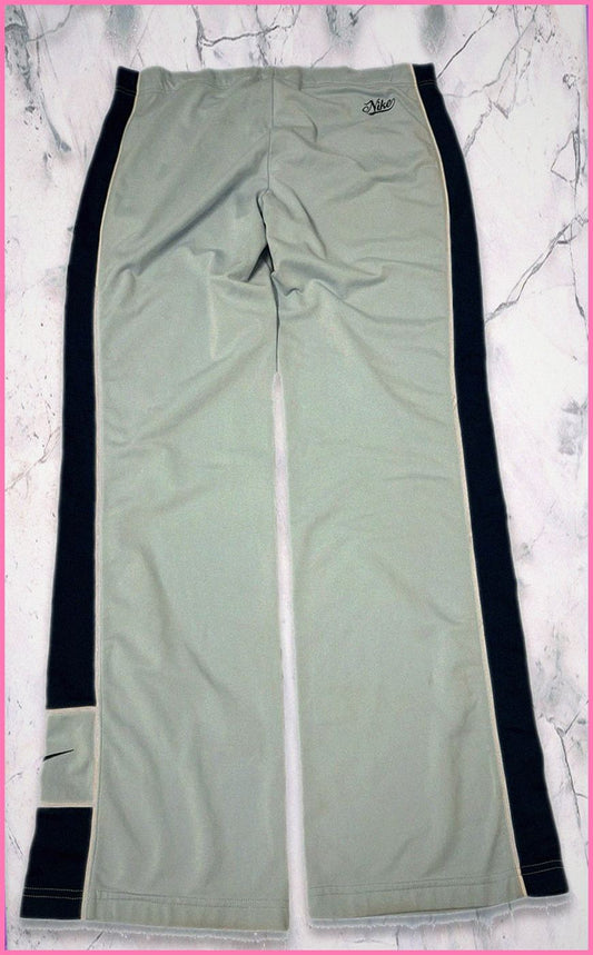 Nike Vintage Trackpants Kids L fit S baggy 7-382
