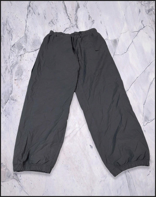 Nike Vintage Trackpants M 5-9-0-8