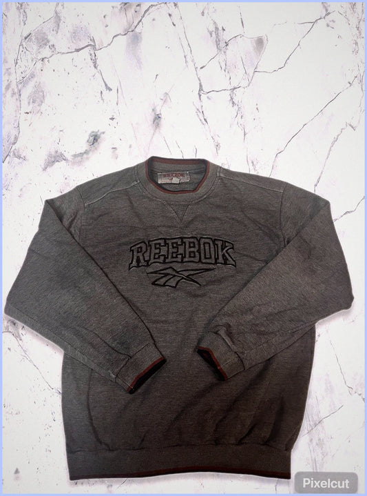 Vintage Reebok Sweatshirt XL fit S gesticktes Logo 5-7-2-7