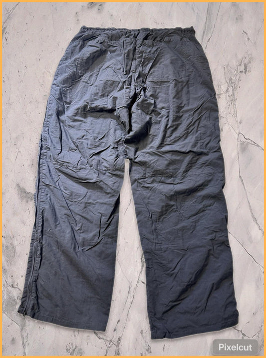Nike vintage Trackpants XL fit M 7-2-4-7