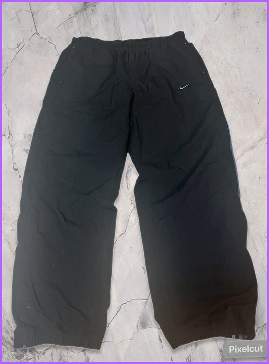 Vintage Nike Trackpants XL fit M 5-5-8-8