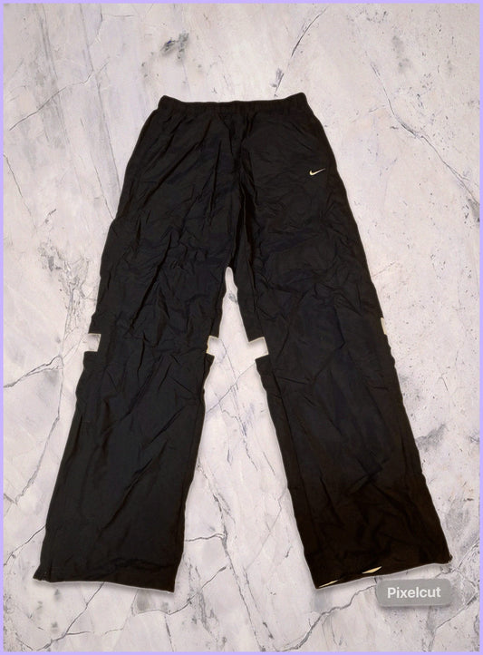 Vintage Nike Trackpants M 6-0-1-0