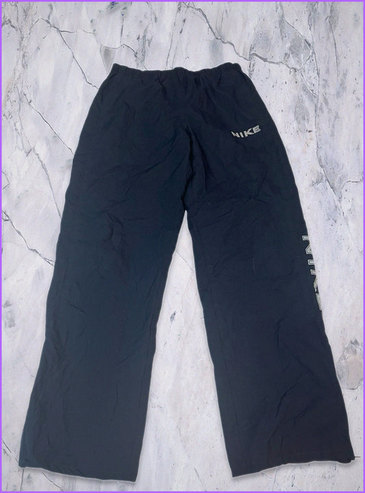 Vintage Nike Trackpants baggy M fit S 5-3-9-8
