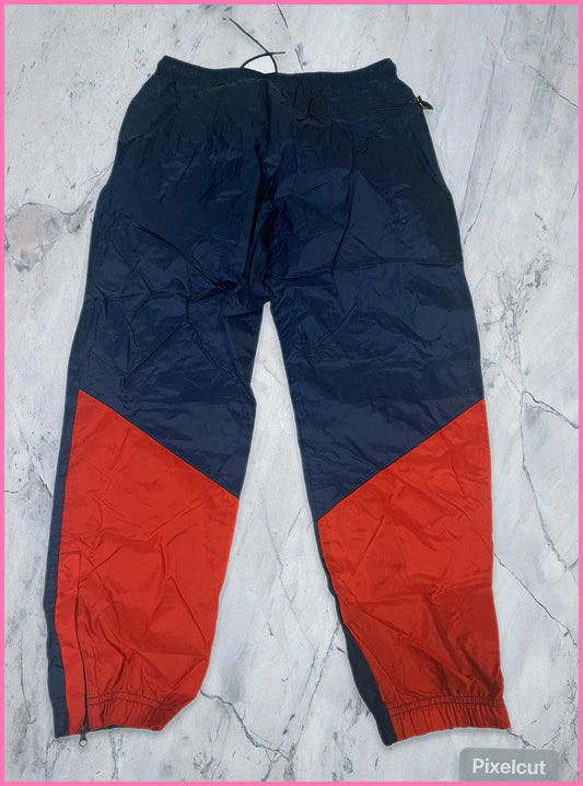 Vintage Nike Trackpants L fit S 5-7-7-8