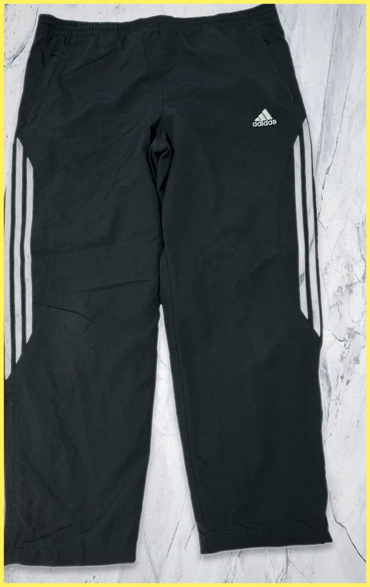 Adidas Vintage Trackpants L unten gekürzt 738 6