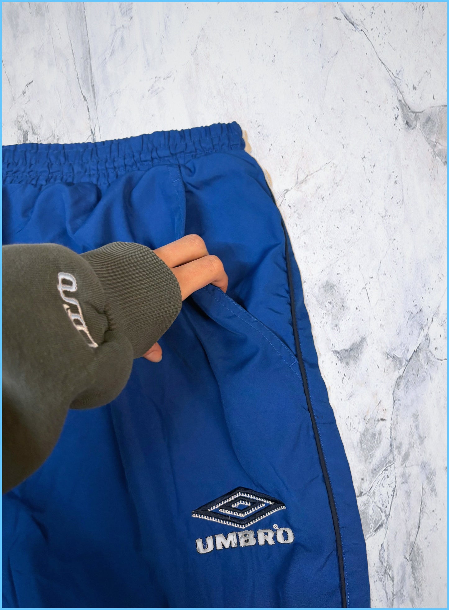 Umbro Vintage Trackpants L baggy 5-818