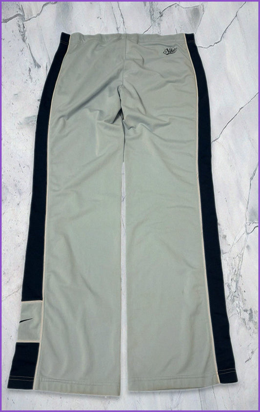 Nike Vintage Trackpants Kids L fit S baggy 7-382