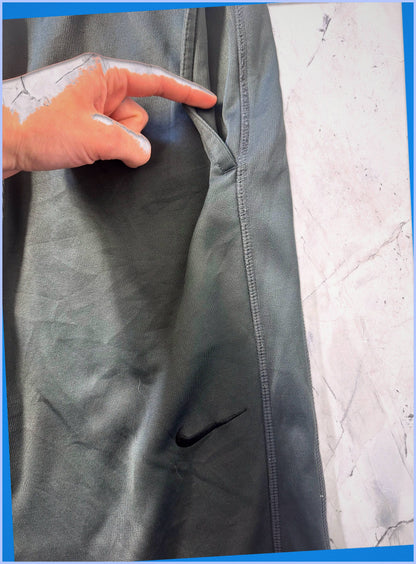 Nike vintage Trackpants XL Baggy 725 9