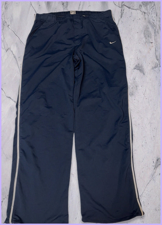 Nike Vintage Trackpants xl baggy 5-358
