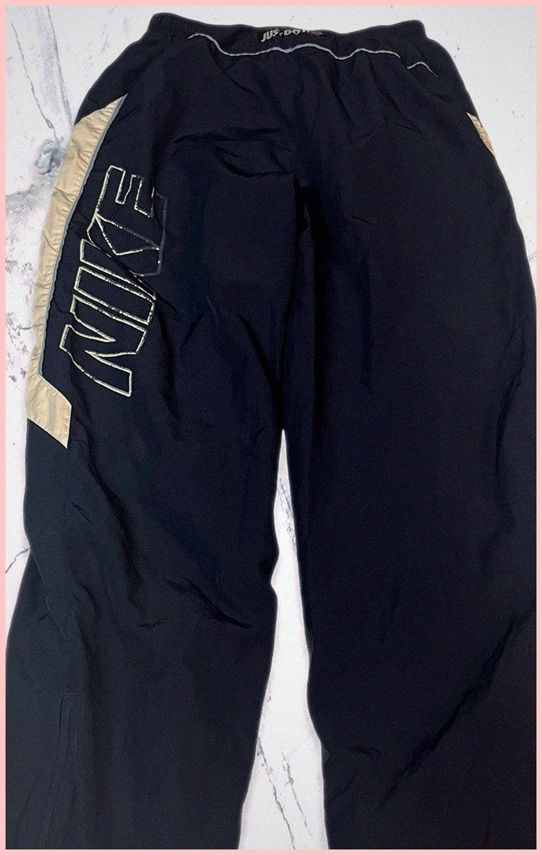 Vintage Nike Trackpants baggy M fit XXS 570 8