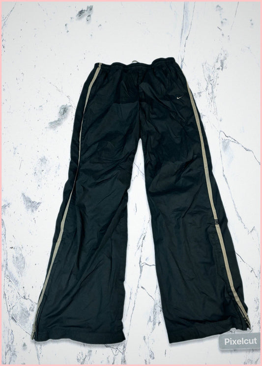 Vintage Nike Trackpants M fit XS 64 38