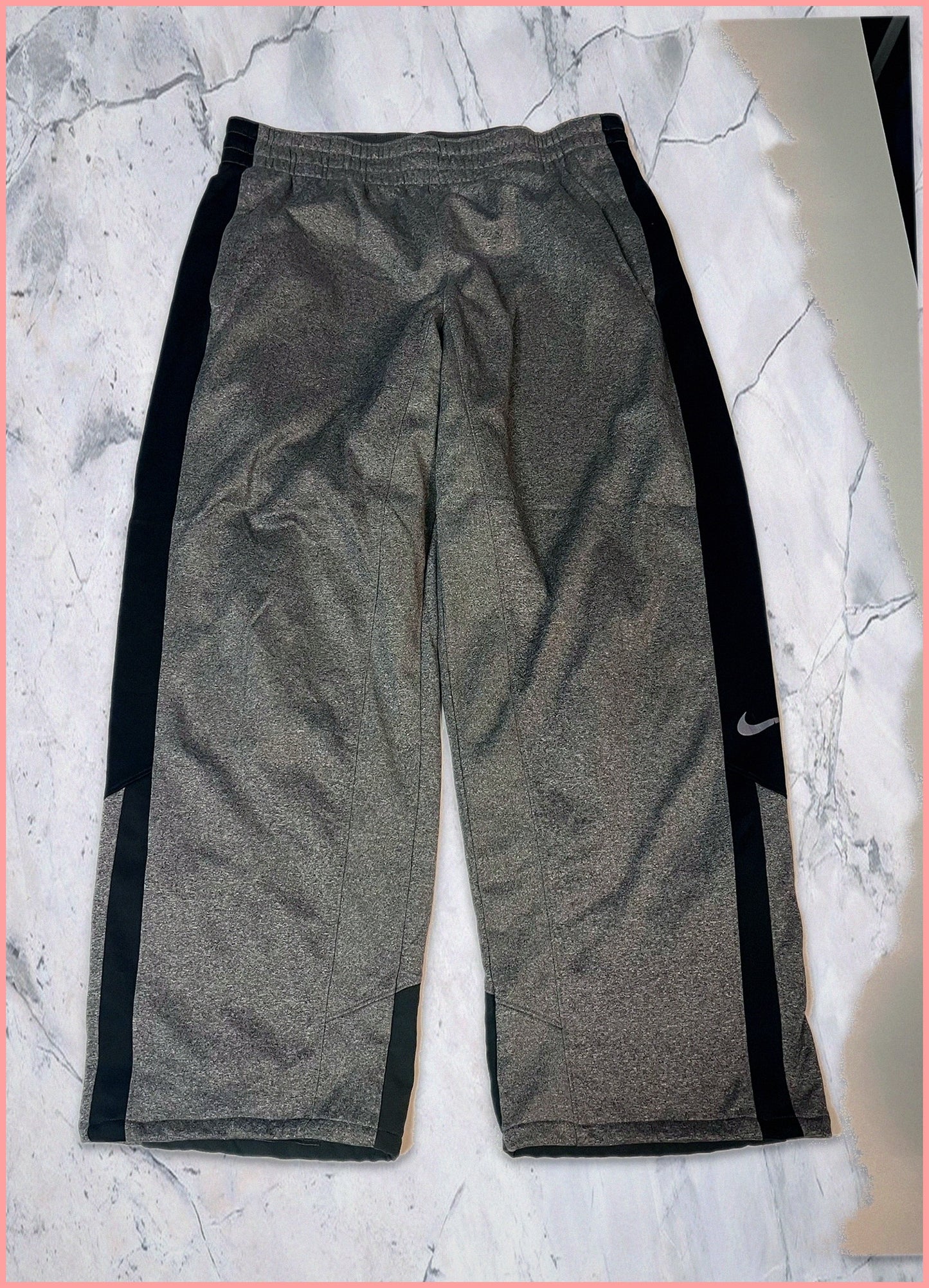 Nike Vintage Trackpants xl gefüttert baggy 5-424