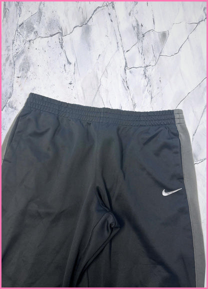 Nike Vintage Trackpants schwarz xl baggy 7 3 0 1