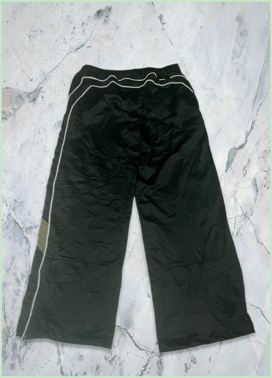 Vintage Nike Trackpants baggy L fit S 5 409