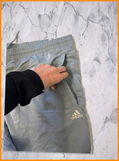 Adidas Vintage Trackpants S baggy Bund nicht so elastisch 6 896
